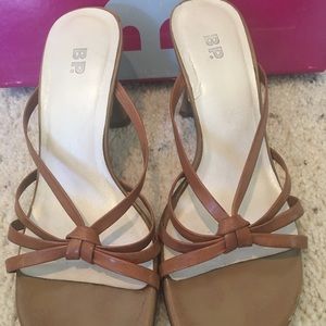 BP Butterfly Sandal. Tan. Leather. Size 5